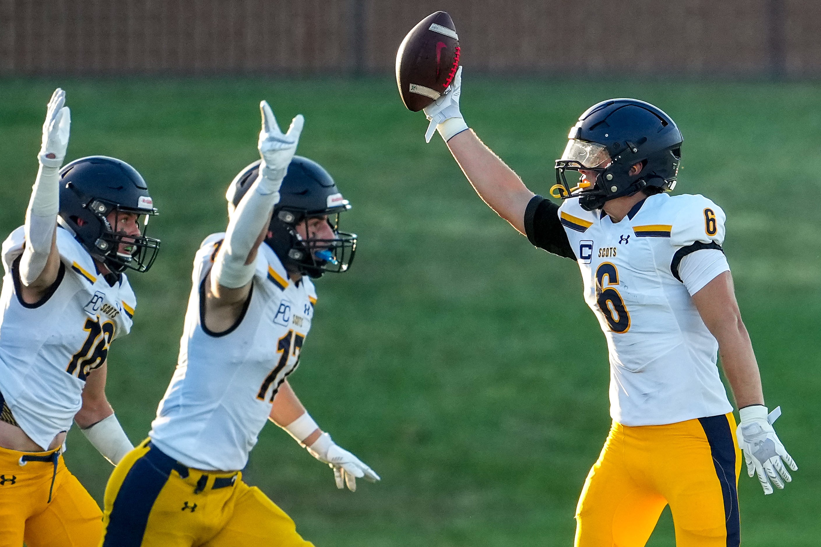 Highland Park linebacker Anders Corn (6) celebrates after recovering a Rockwall-Heath fumble...