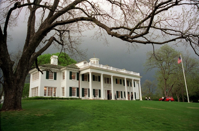 "Mount Vernon" in Dallas.