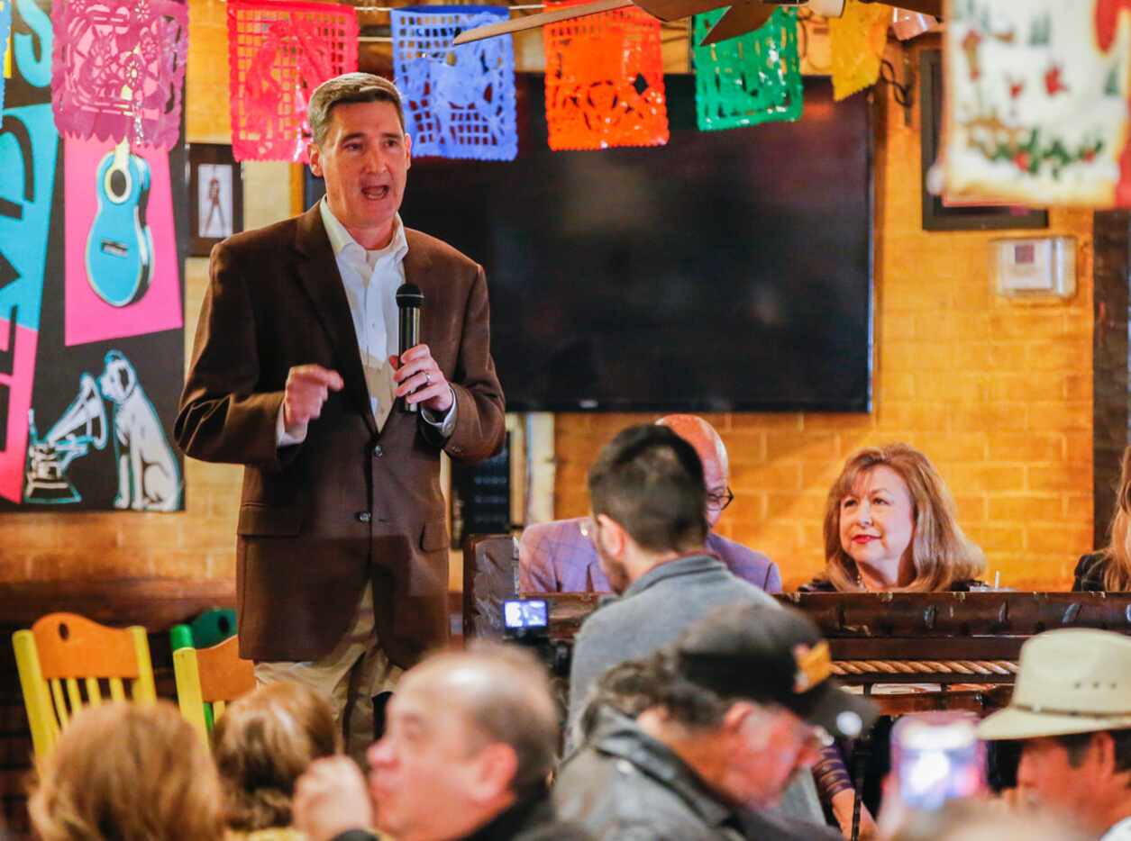 Dallas mayoral candidate Larry Casto speaks during a community breakfast at El Ranchito...
