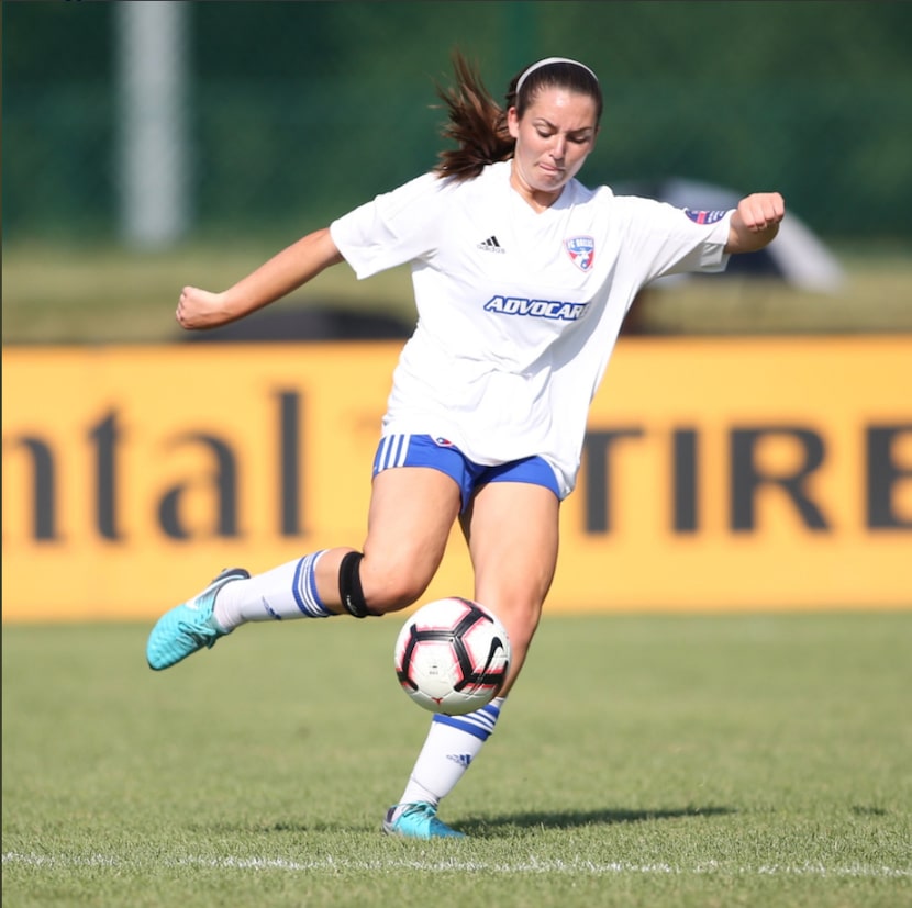 FC Dallas vs Legends FC in the 2018 Developmental Academy U15 Girls National Championship....