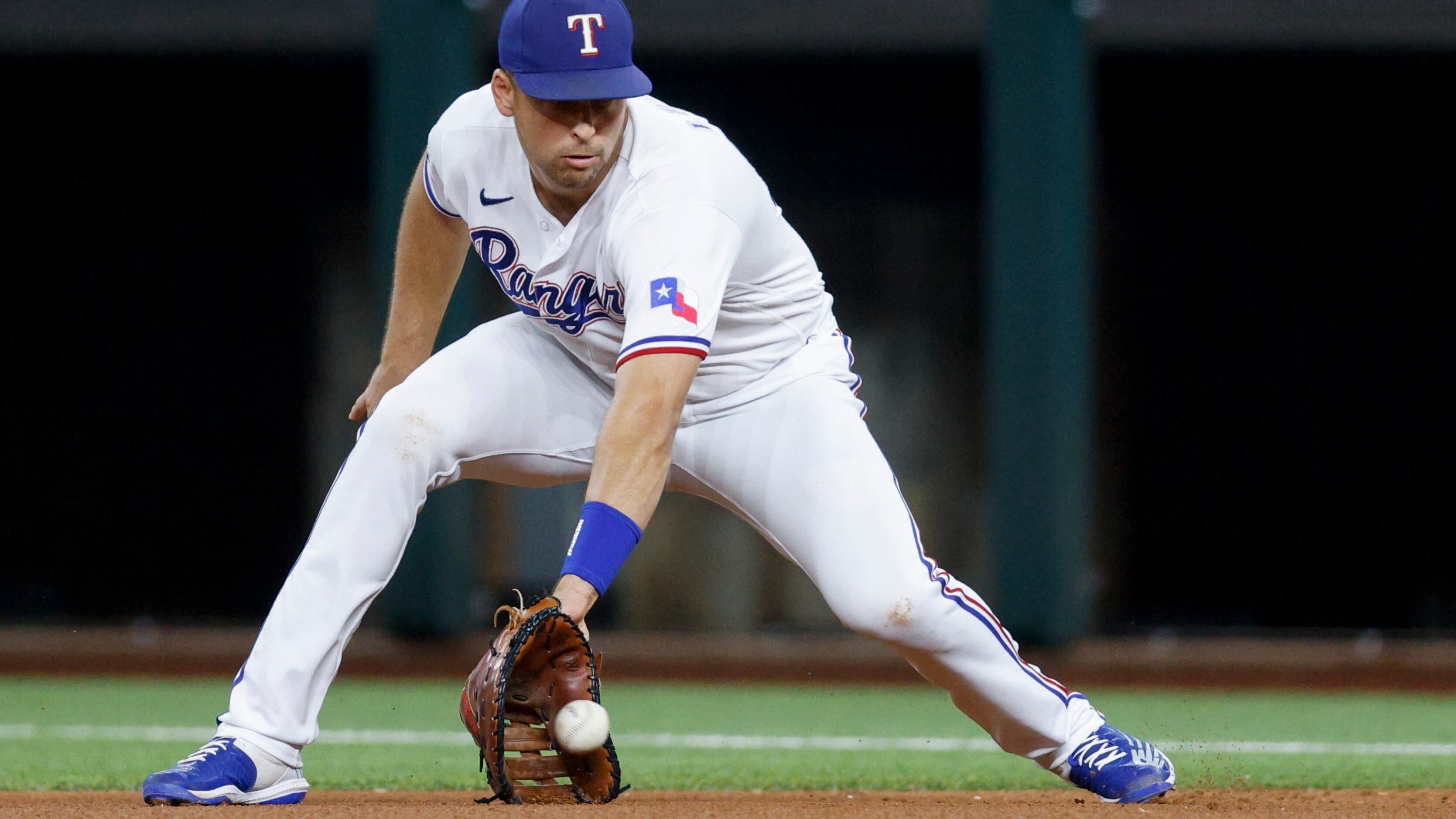 Rangers' Nathaniel Lowe says rule changes regarding the shift will be 'good  for baseball