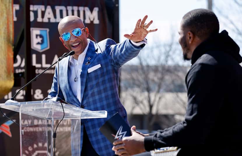 Dallas Cowboys Hall of Famer Drew Pearson speaks in West Dallas on March 3, 2022.