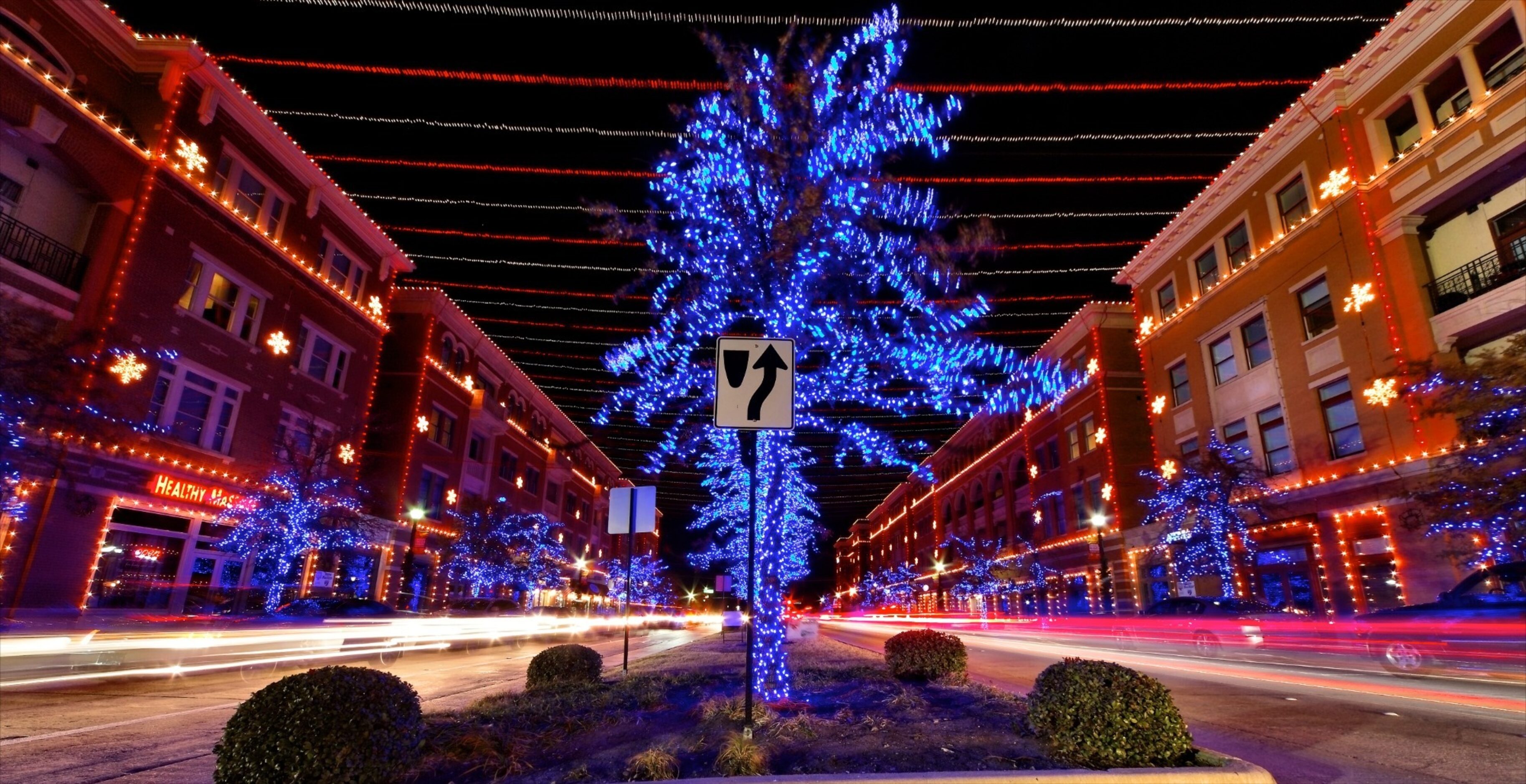 Warren Paul Harris offers an "Ant's-Eye-View Frisco Square Christmas Lights" circa 2010. 