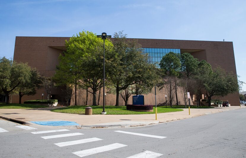 UT-Arlington's online nursing program was investigated for its enrollment and recruiting...