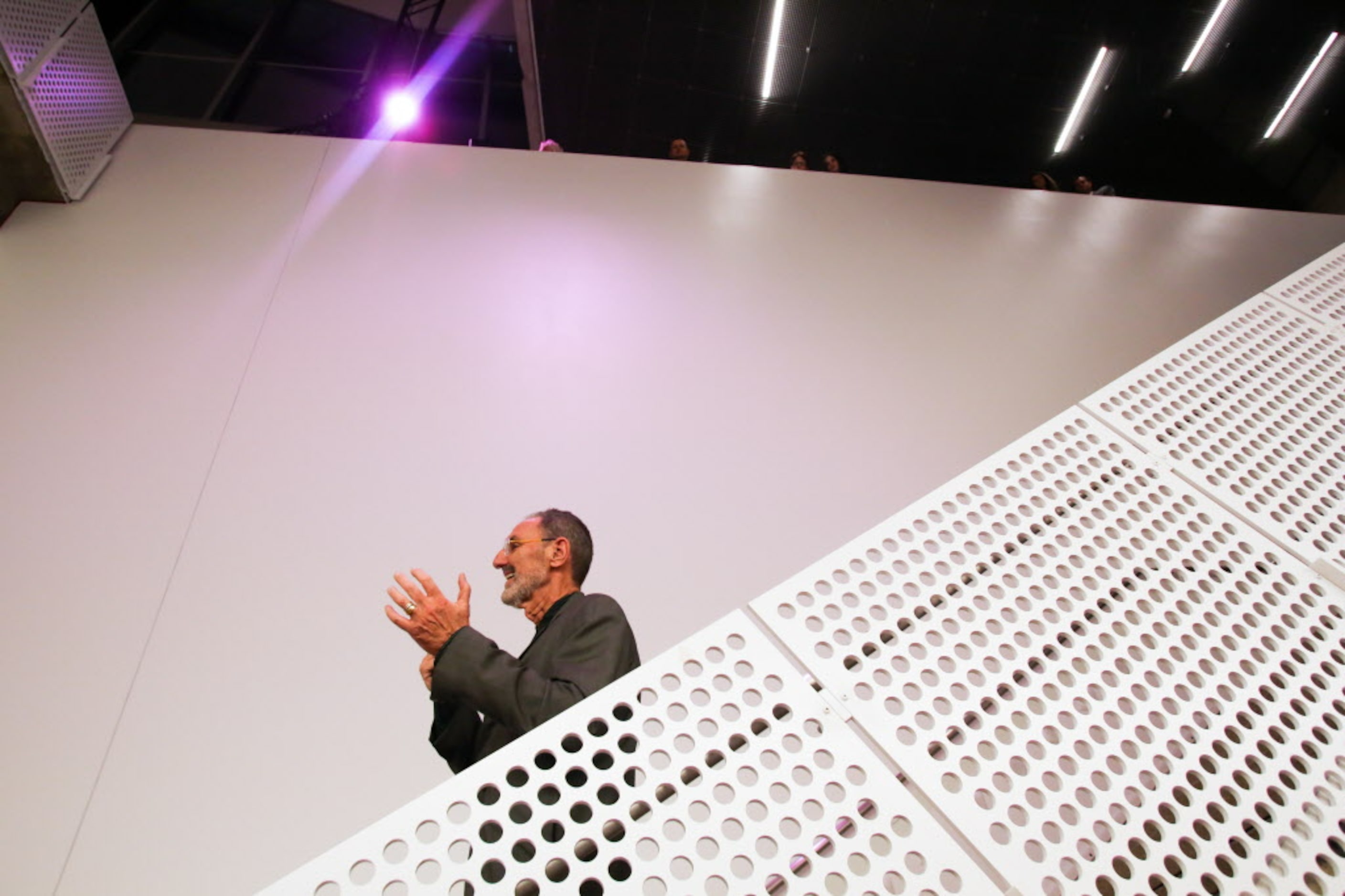 Architect Thom Mayne speaks during the Pre-Party reception for the Night at the Museum gala...