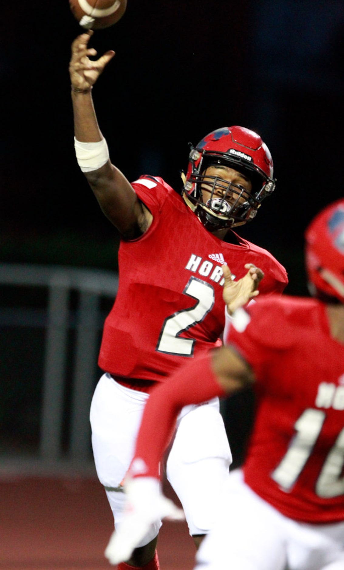 Mesquite Horn QB Davazea Gabriel (2) throws a pass during the first half of the team's high...