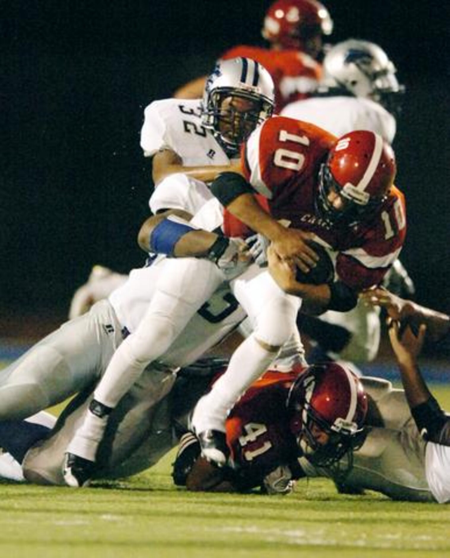 Aubrey senior running back Skyler Craig (10) digs in as Carrollton Ranchview senior...