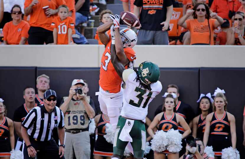 STILLWATER, OK - OCTOBER 14: Wide receiver Marcell Ateman #3 of the Oklahoma State Cowboys...