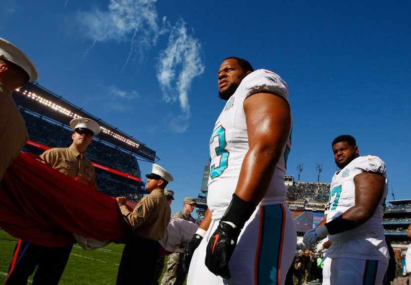 PHILADELPHIA, PA - NOVEMBER 15:  Ndamukong Suh #93 of the Miami Dolphins looks on before the...
