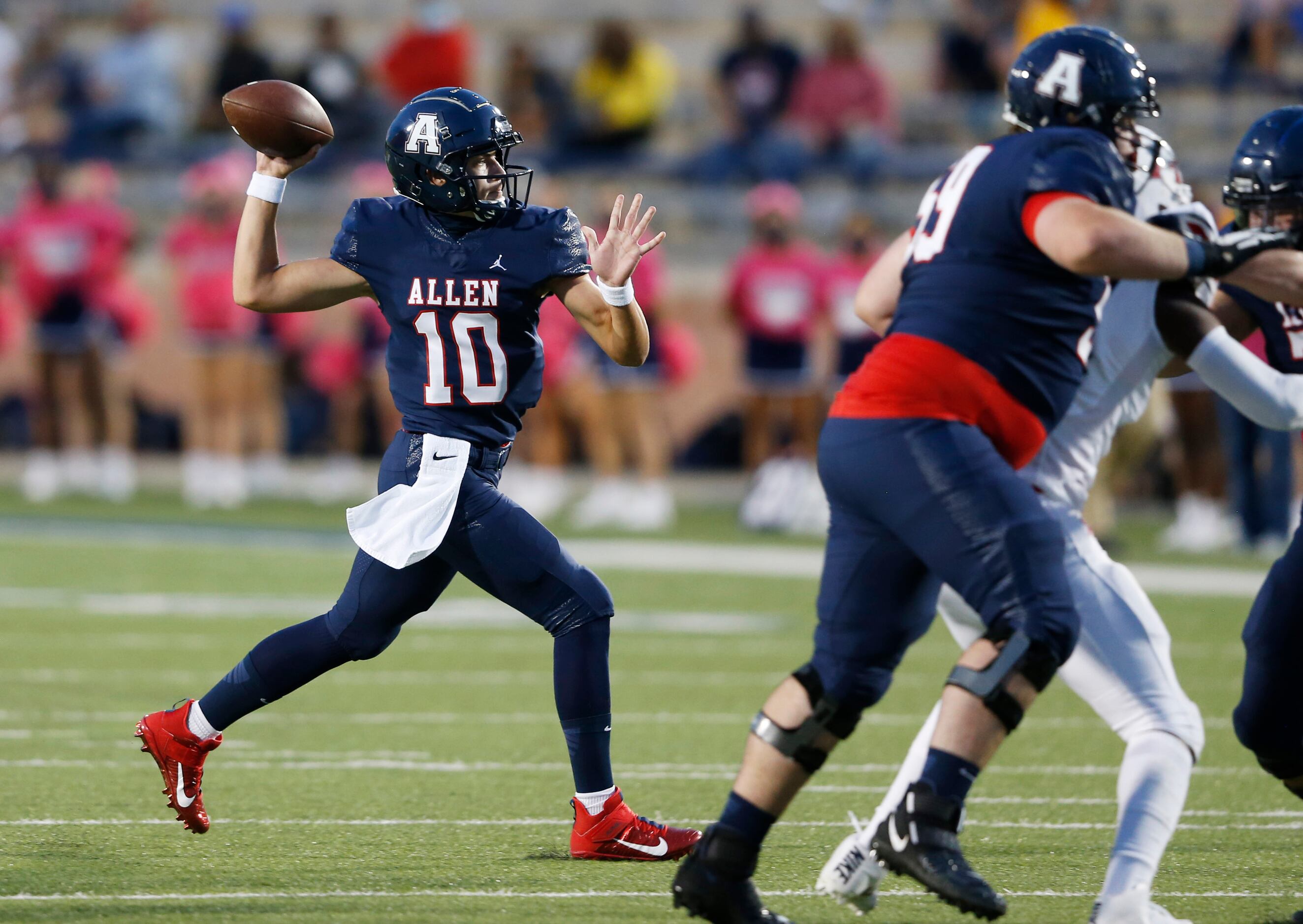 Allen's General Booty (10) attempts a pass in a game against Humble Atascocita's during the...