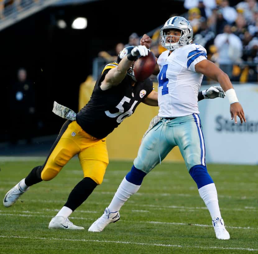 Pittsburgh Steelers outside linebacker Anthony Chickillo (56) knocks the ball from Dallas...