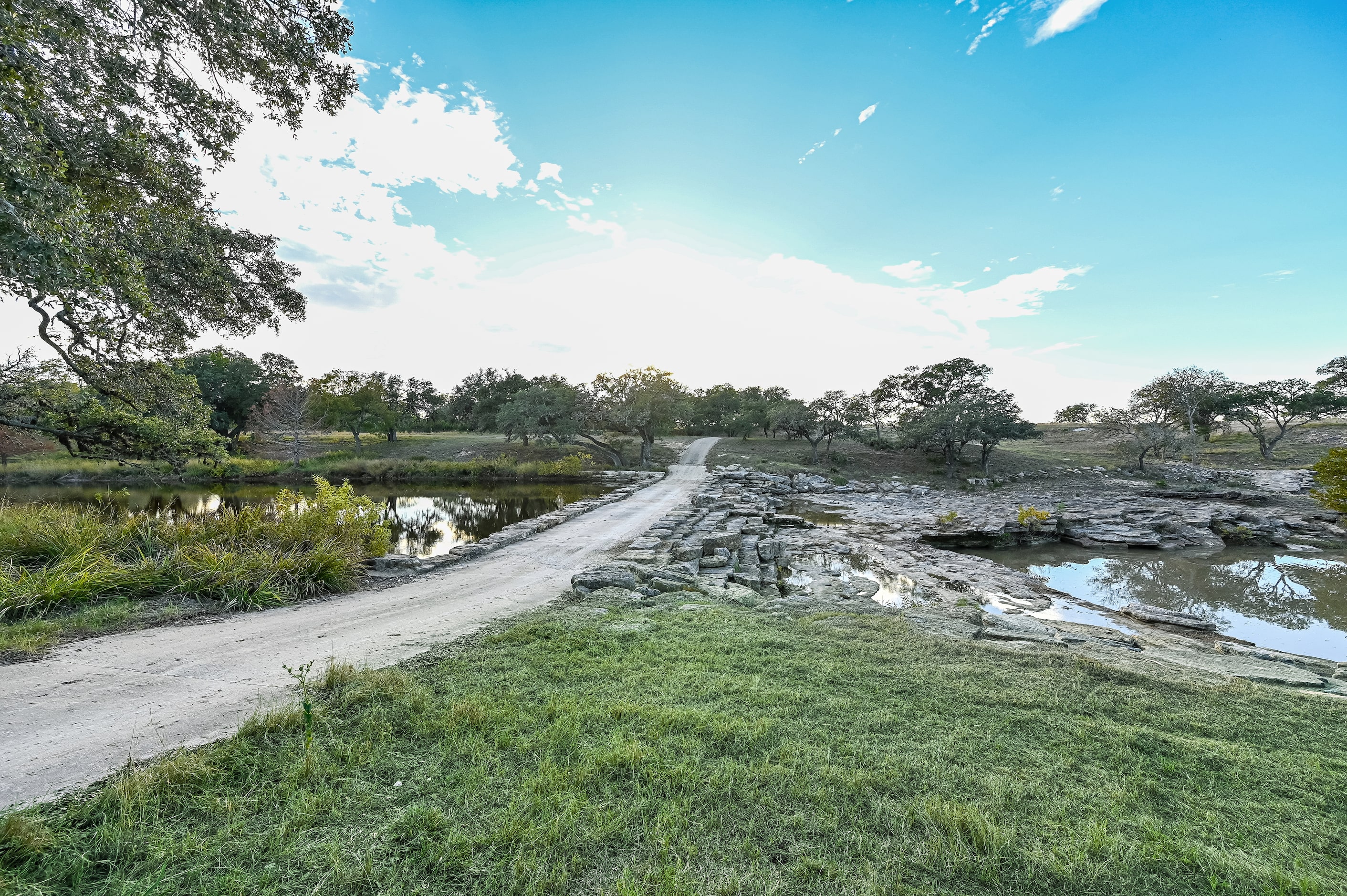 An 886-acre Texas ranch with homes dating back to the 1850s is on the market. The asking...