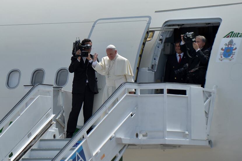  Pope Francis waved today as he boarded an Alitalia plane in Cuba to fly to Washington, D.C....