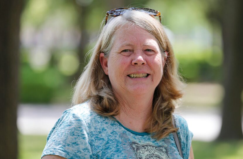 Pam Strauss of Richardson visited the graves of Officers Rogelio Santander and Michael Smith...