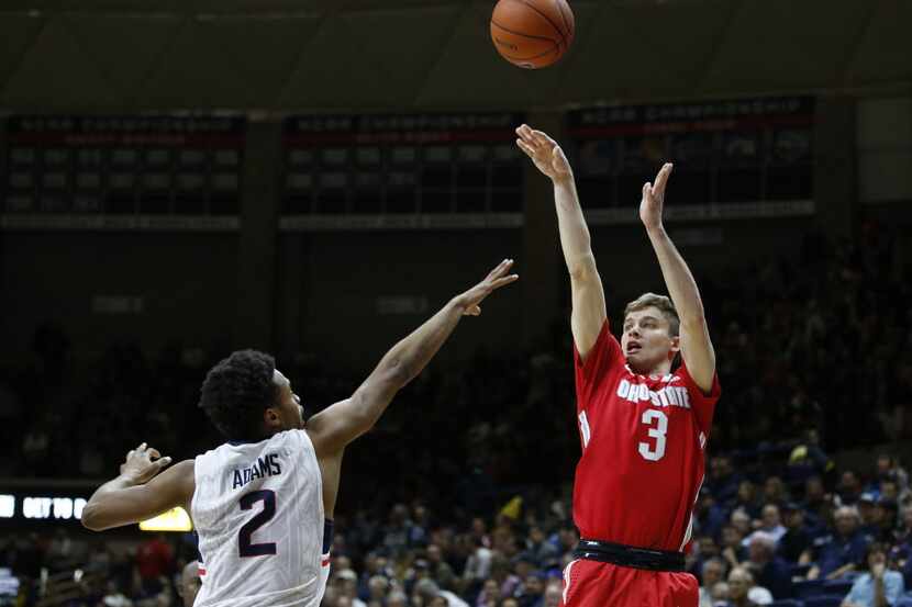 Dec 12, 2015; Storrs, CT, USA; Ohio State Buckeyes guard Austin Grandstaff (3) shoots...