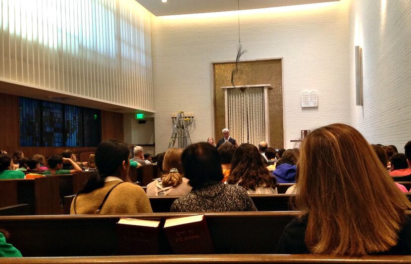 Rabbi David Stern and Cantor Vicky Glikin spoke to the middle-schoolers at Temple Emanu-El...