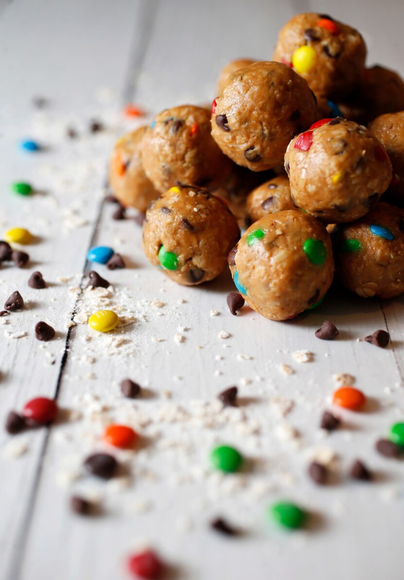 Peanut Butter M&M Energy Bites