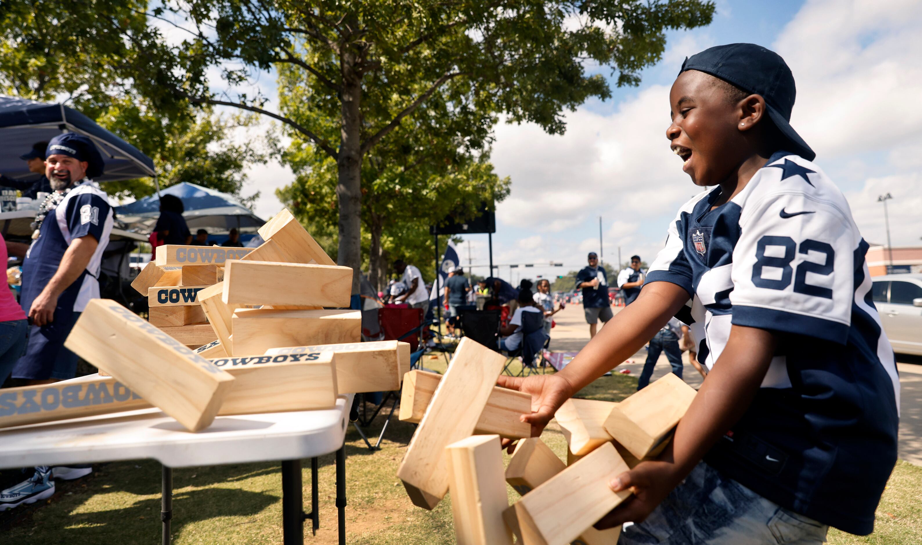 Dallas Cowboys "We Dem Boyz" NFL Barbecue Tailgating