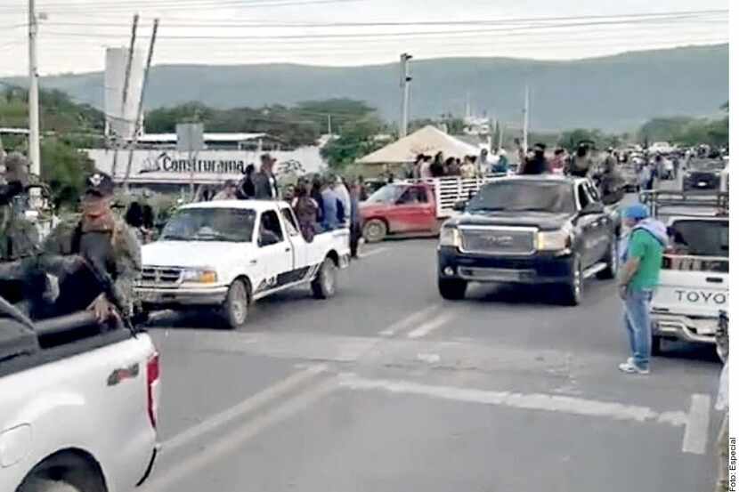 Integrantes del Cártel de Sinaloa aseguran tener control sobre poblados fronterizos de...