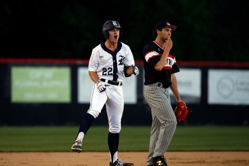 Richland player Kyle Housman celebrates getting to 3rd base as  Colleyville Heritage pitcher...