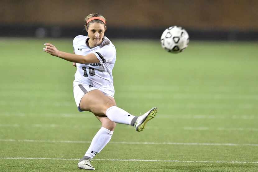 Denton Guyer's Amber Lyons ranks among the area scoring leaders with 17 goals. (Jeff...