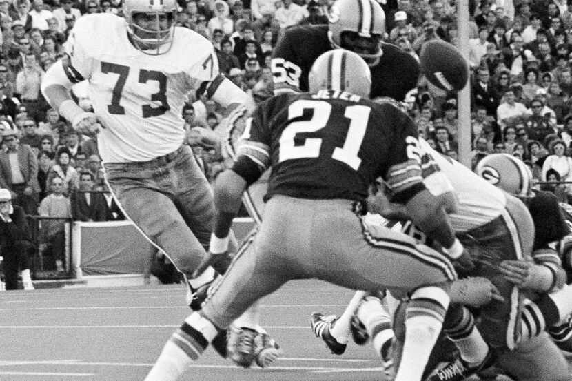 Tackle Ralph Neely (73) was a mainstay of the Cowboys' offense between 1965-1977. The...