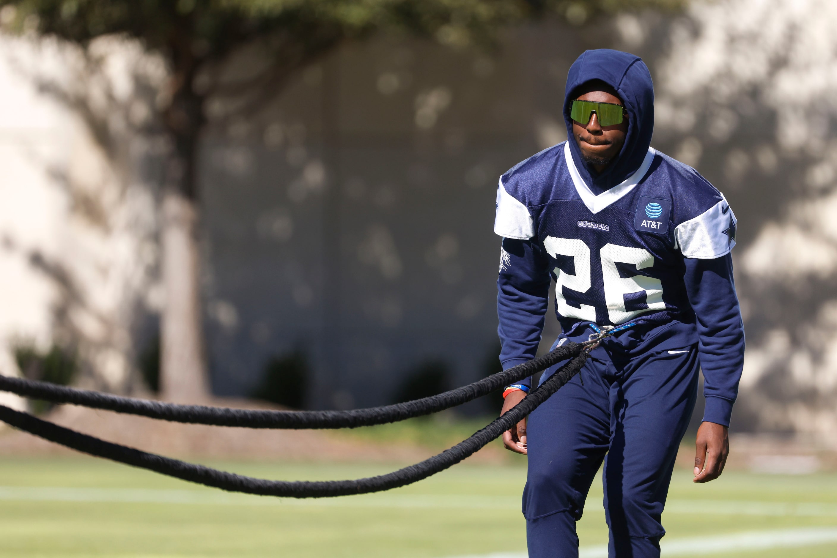 Dallas Cowboys cornerback DaRon Bland warms up during a team practice on Wednesday, Nov. 6,...