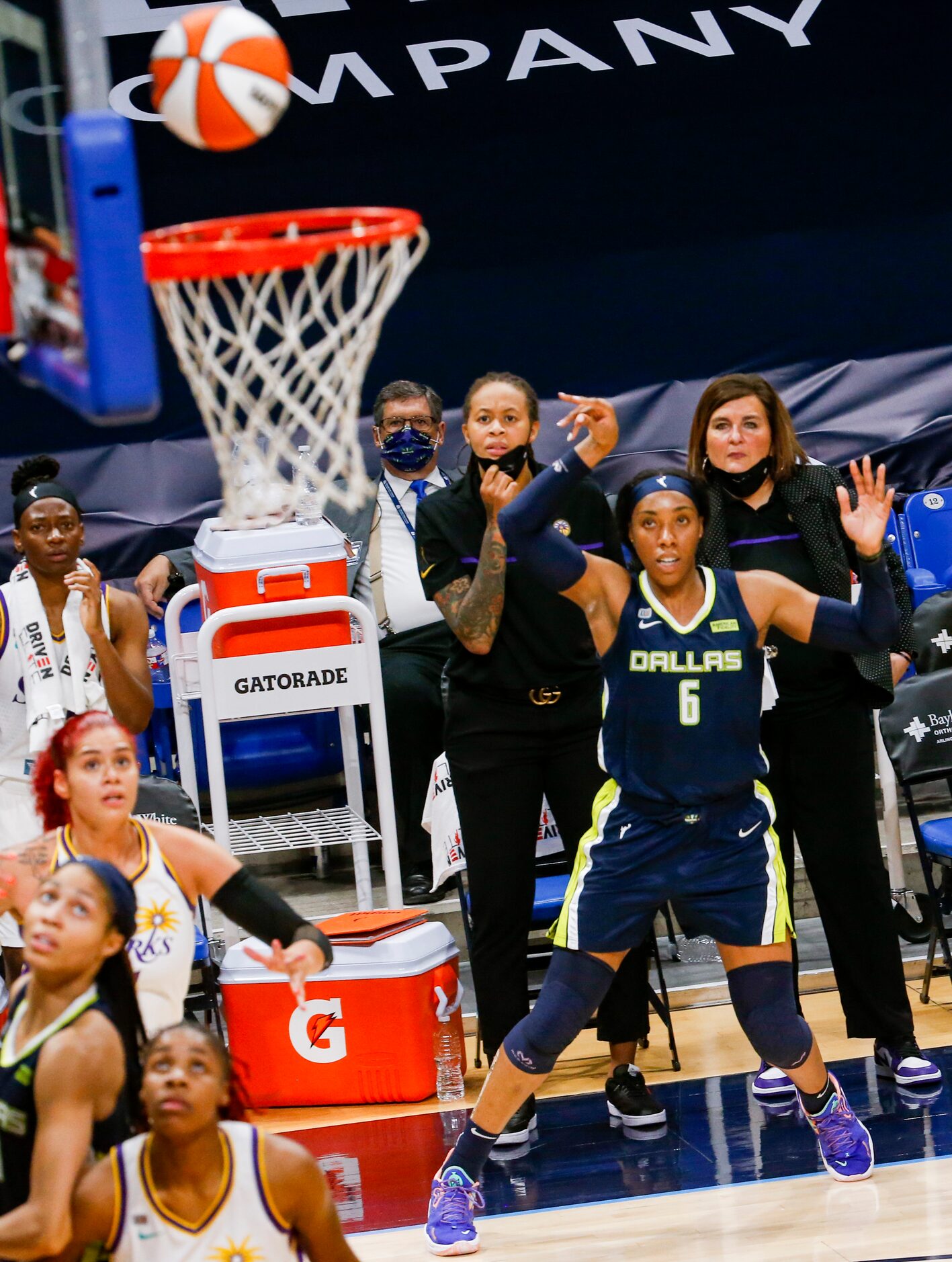 Dallas Wings forward Kayla Thornton (6) watches her successful shot against the Los Angeles...