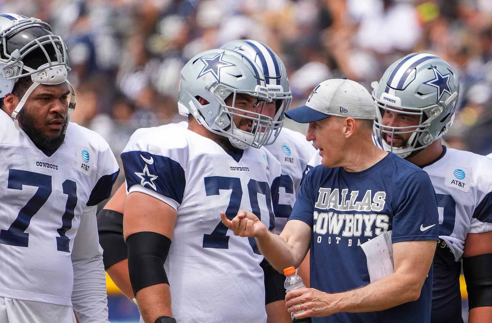 Photos: Wave to the fans! CeeDee Lamb acknowledges crowd at Cowboys  training camp