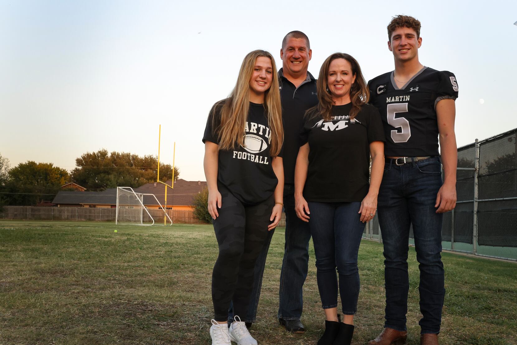 30 years after moving to Texas, Bob Wager's family is living the Friday  Night Lights dream