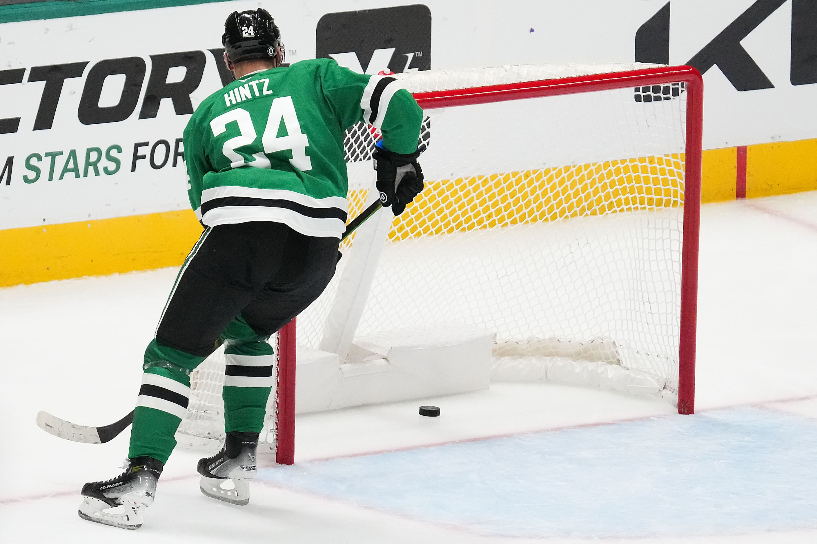 Dallas Stars center Roope Hintz scores an empty-net goal with 7.5 seconds remaining in a...