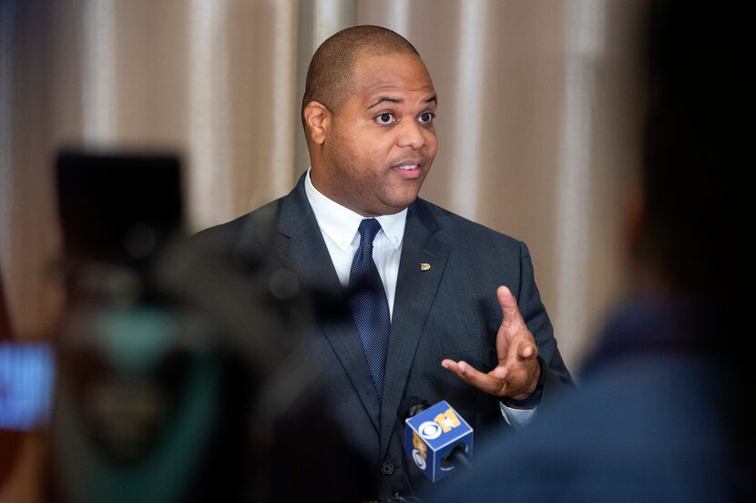 Newly-inaugurated Dallas Mayor Eric Johnson answers questions from the media about his plans...