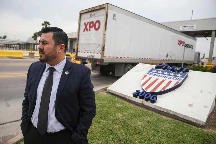 Luis Bazán, director del Puente Internacional Pharr, que conecta al sur de Texas con...