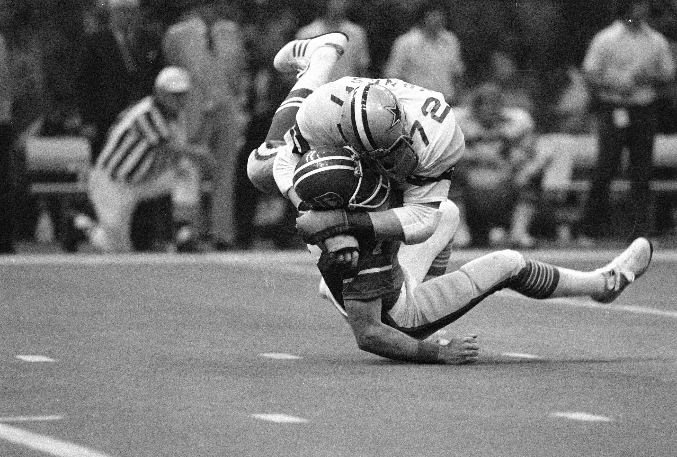 Does Ed 'Too Tall' Jones belong in Cowboys Ring of Honor? Fan starts  petition to get him there