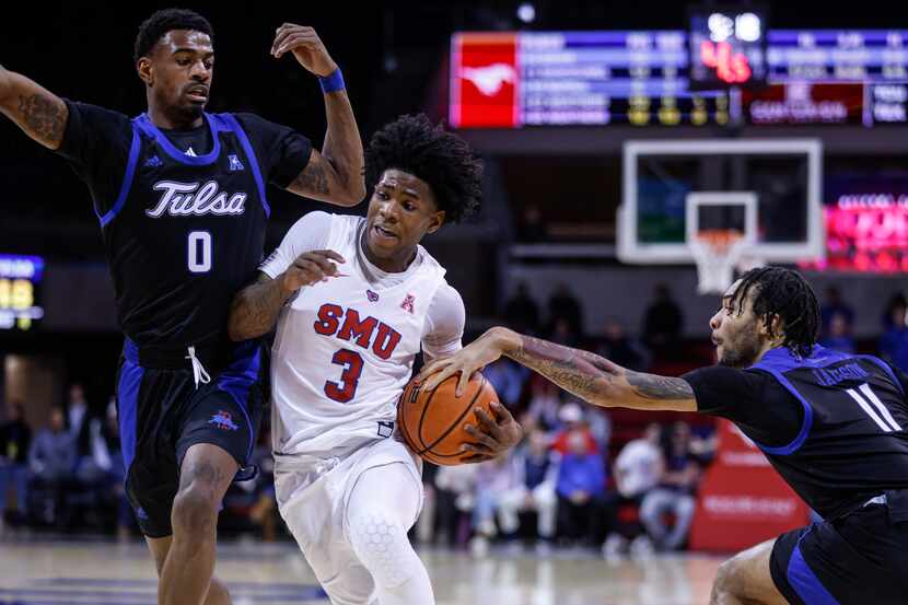 Southern Methodist Mustangs guard Kendric Davis (3) dribbles the ball towards the net while...