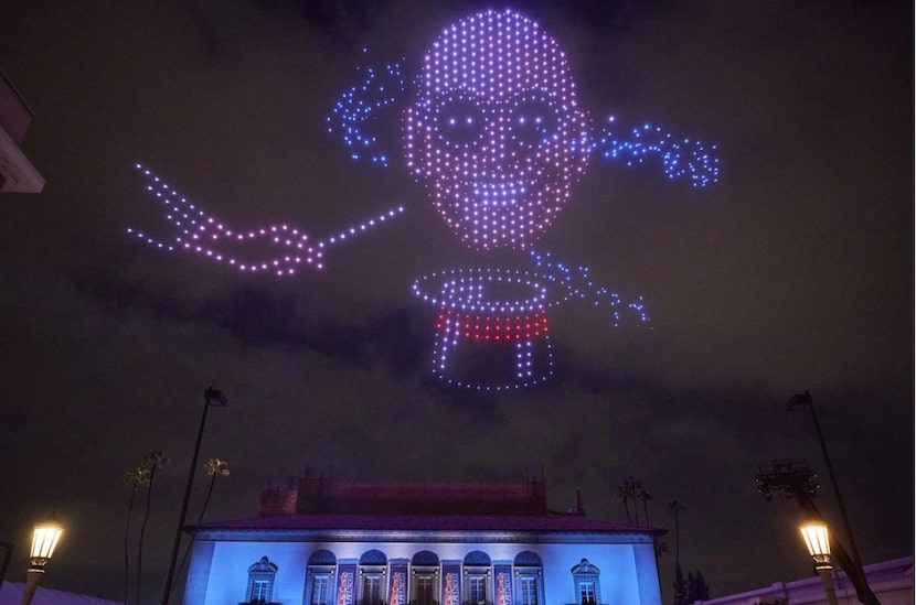 "America's Got Talent" judge Howie Mandel gets the drone-show treatment.