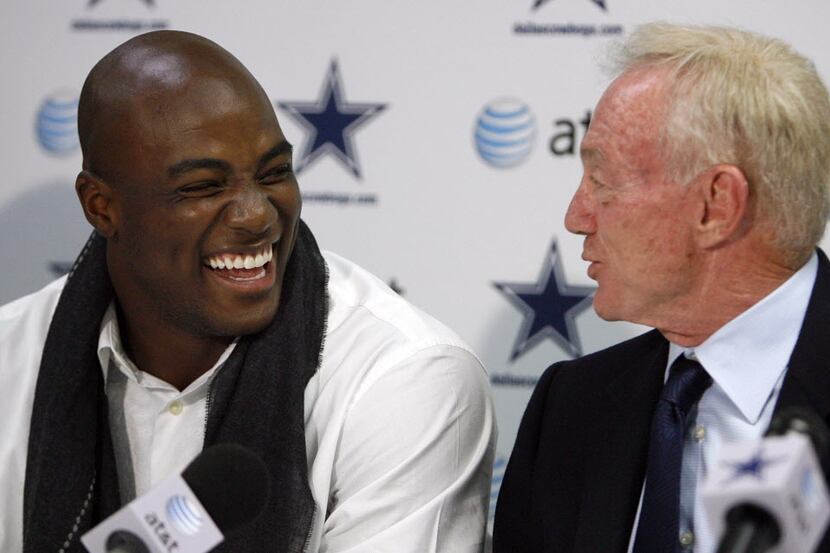 Oct. 26, 2009: Ware signs a six-year, $78 million contract extension with a franchise-record...
