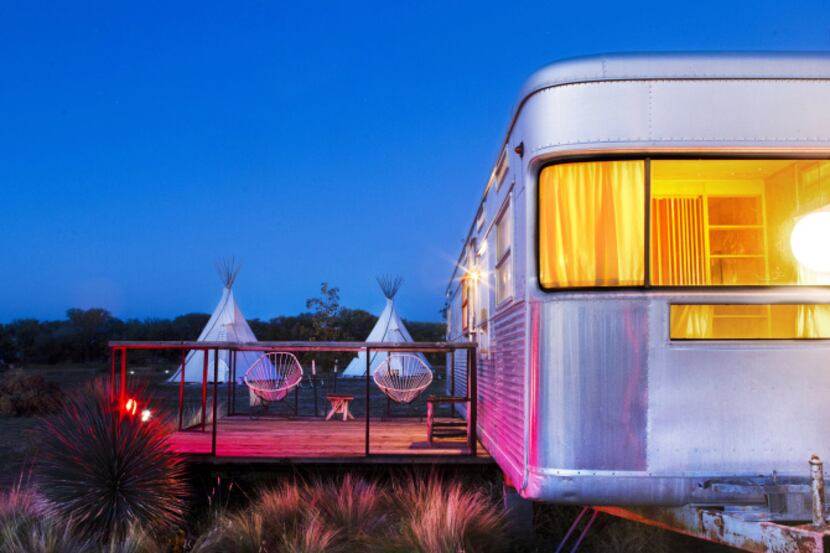 El Cosmico is offering a "Big City Camp Cooking" class with renowned Texas chef Lou Lambert...