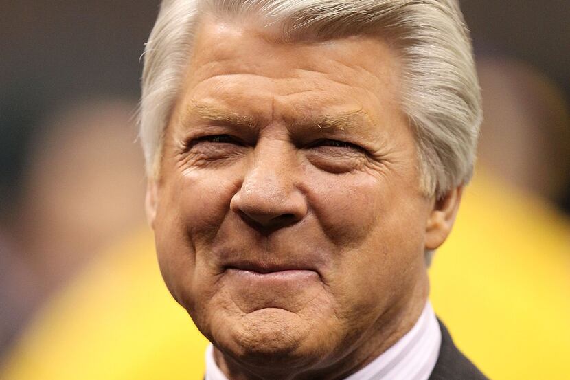2.) In November, former Cowboys coach Jimmy Johnson compared the atmosphere at Valley Ranch...