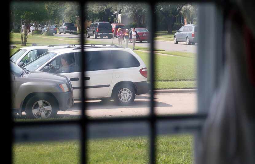 
Students walk home from Gaston Middle School on Mariposa Drive in the Alger Park-Ash Creek...