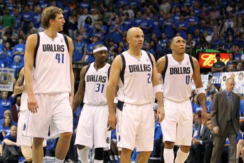 Dallas Mavericks p Dirk Nowitzki (41),  Jason Terry (31), Dallas Jason Kidd (2) and Shawn...