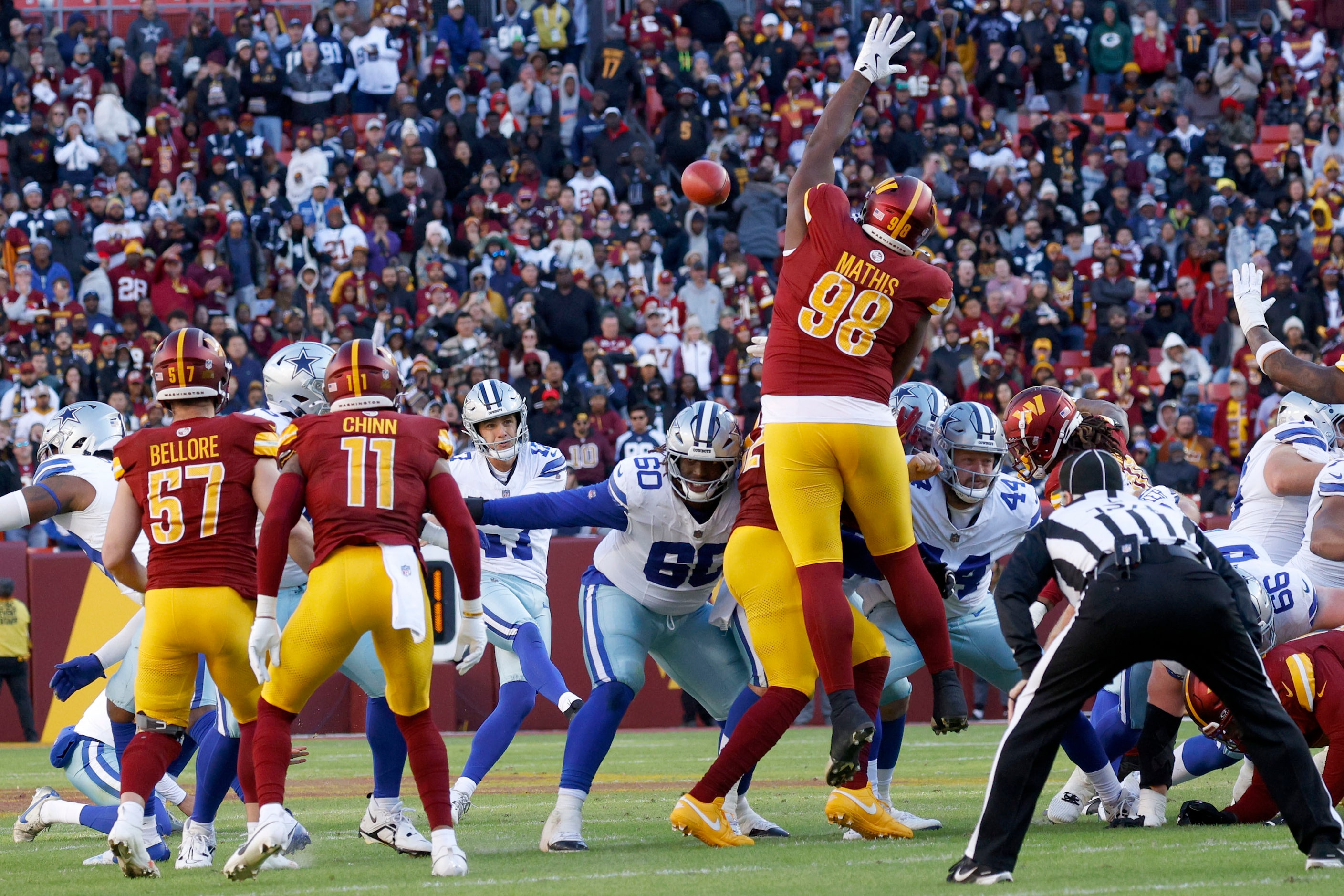 Dallas Cowboys place kicker Brandon Aubrey (17) scores a field goal agains Washington...