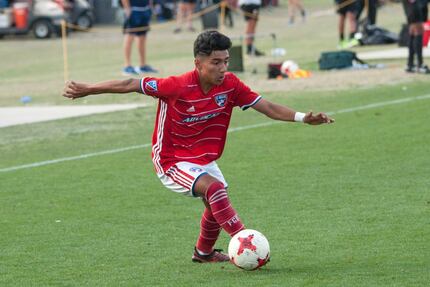 Jorge Almaguer playing for FC Dallas in the 2018 Dallas Cup