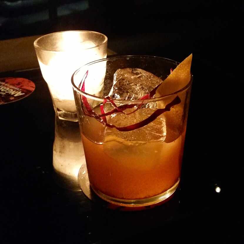 The dazzling Almond Old Fashioned at Bar Felina.