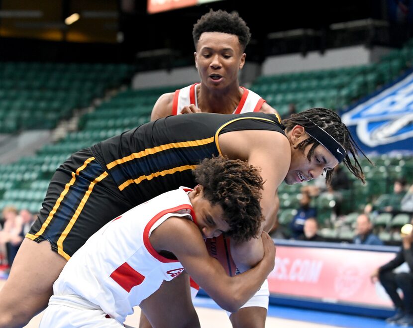 Faith Family’s Doryan Onwuchekwa, middle and John Paul II’s Nathan Davis, bottom and Myles...