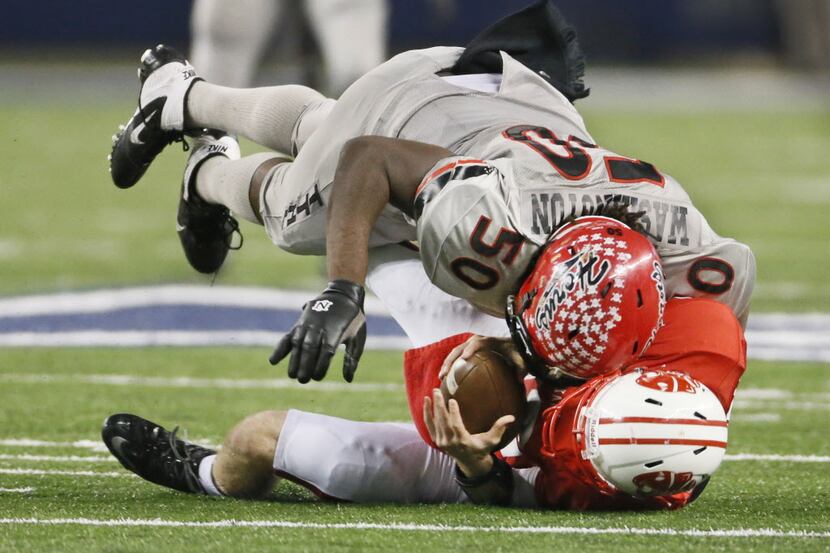 Cedar Hill defensive lineman Xavier Washington waited patiently for scholarship offers, even...