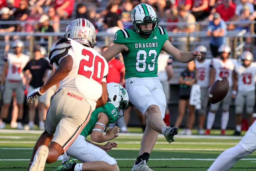 Southlake Carroll senior kicker Kyle Lemmermann (83) is signed to TCU, but his younger...