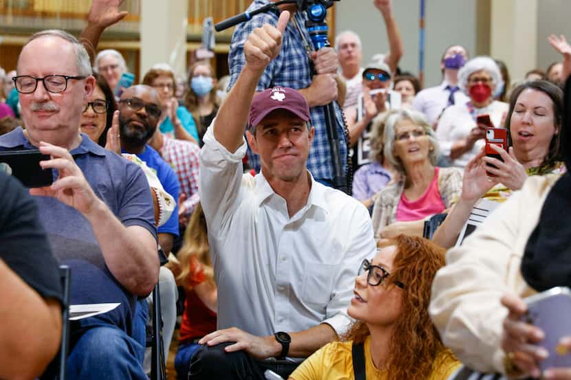 Democratic gubernatorial candidate Beto O'Rourke gives a thumbs up to supporters before...