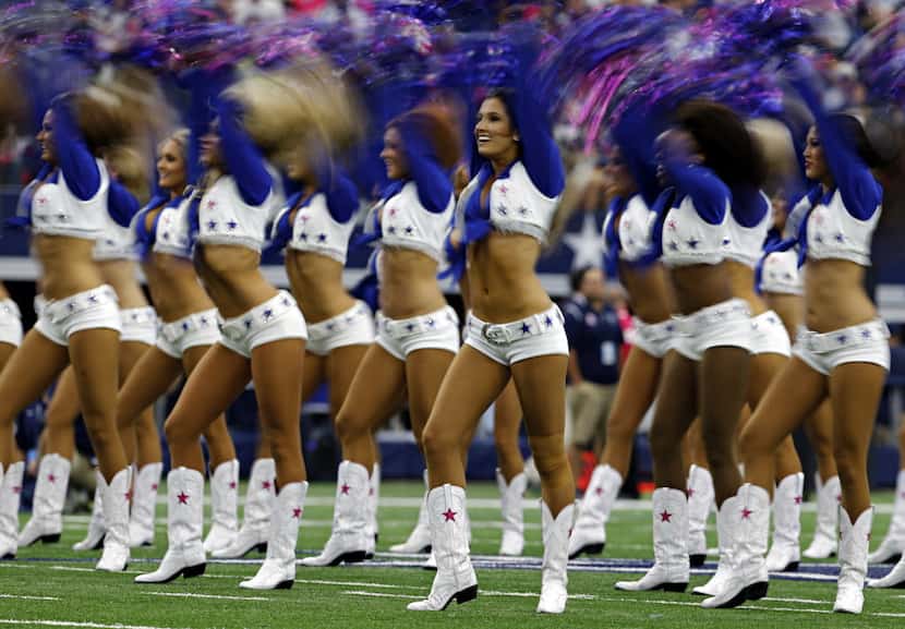 The Dallas Cowboys cheerleaders perform during the first half of Dallas' 30-6 loss to the...