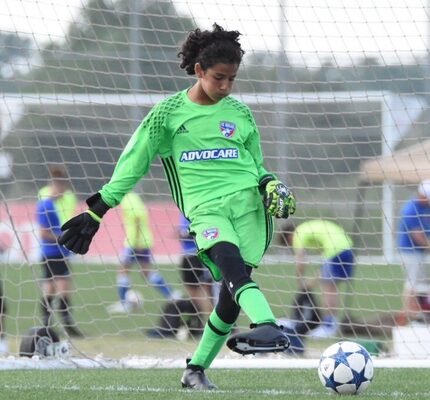 Antonio Carrera playing for the FC Dallas Academy in the 2017 Dallas Cup.